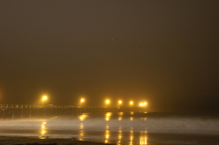 fog and swell @ night: goleta pier